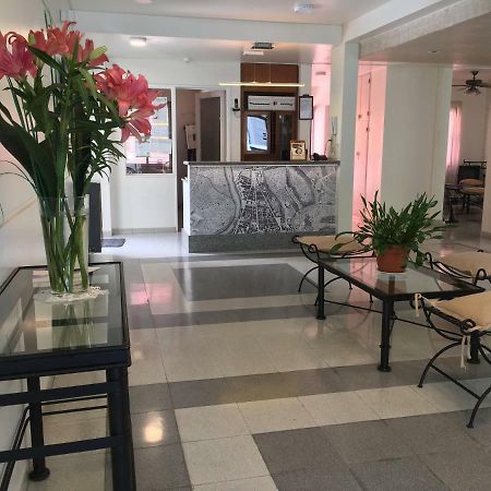 Residencial Italia Bed & Breakfast คอร์โดบา ภายนอก รูปภาพ